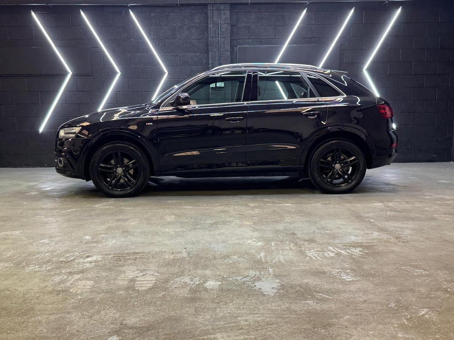 Used Audi Q3 2012 for sale - 76725757: Photo 3