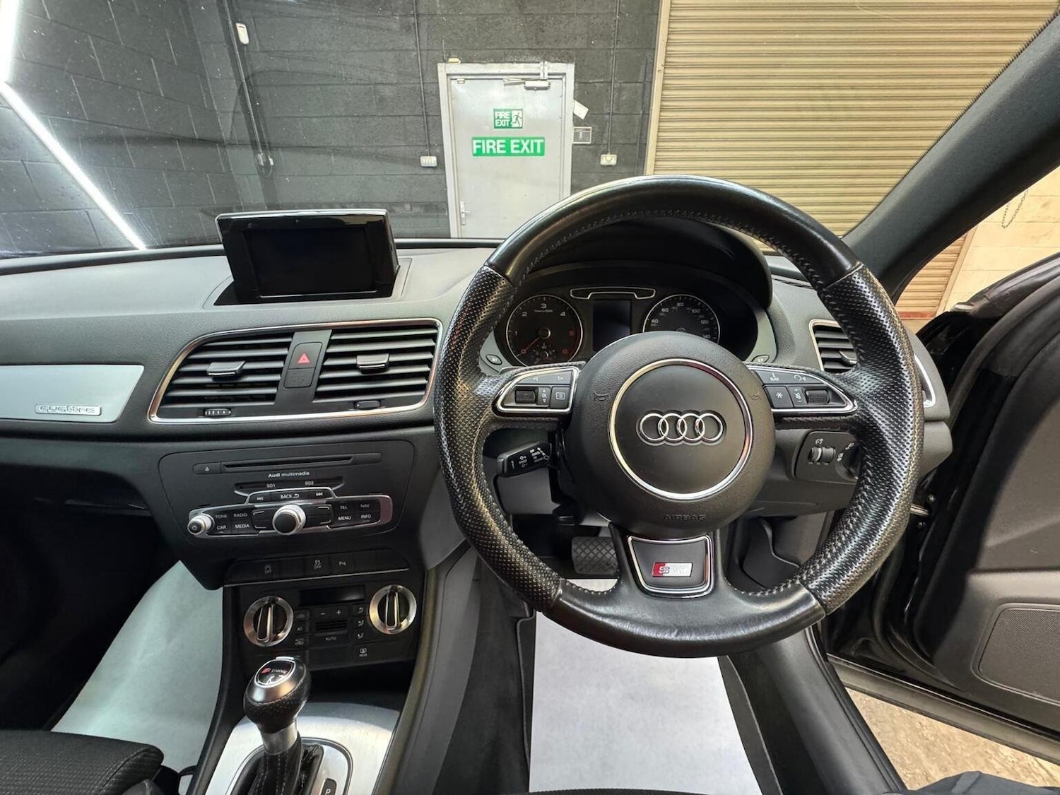 Used Audi Q3 2012 for sale - 76725757: Photo 39