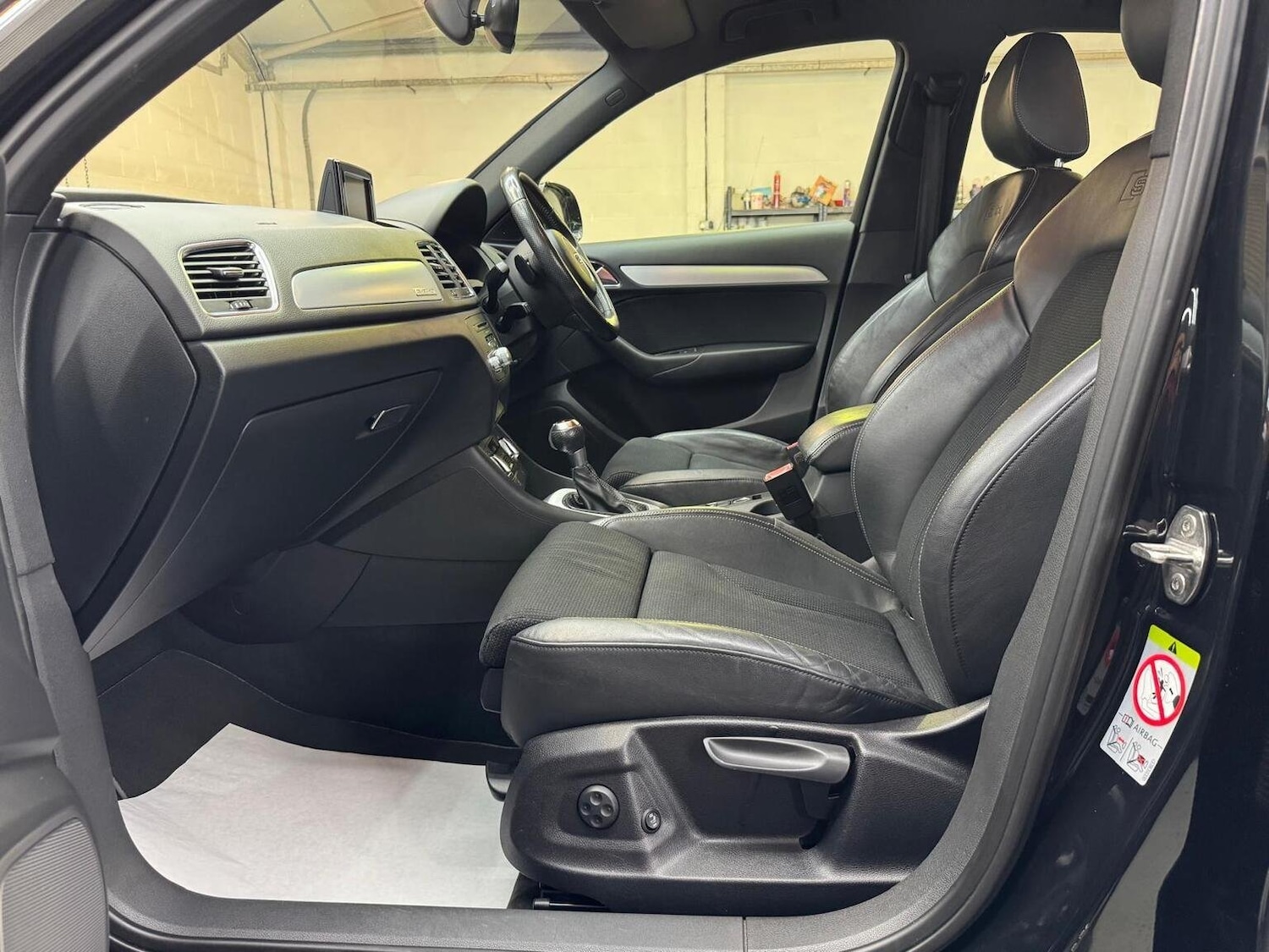 Used Audi Q3 2012 for sale - 76725757: Photo 44