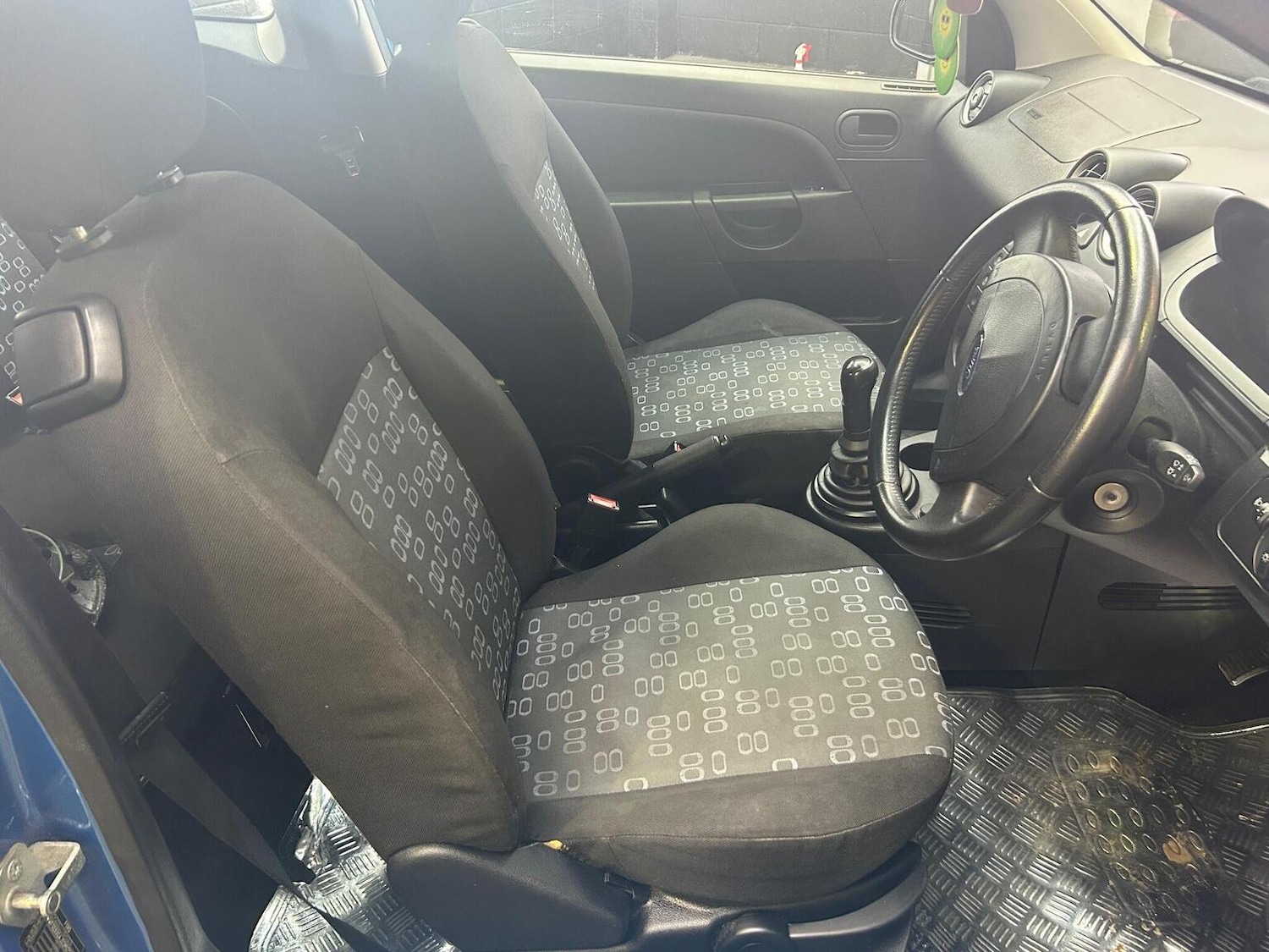 Used Ford Fiesta 2003 for sale - 77140672: Photo 6