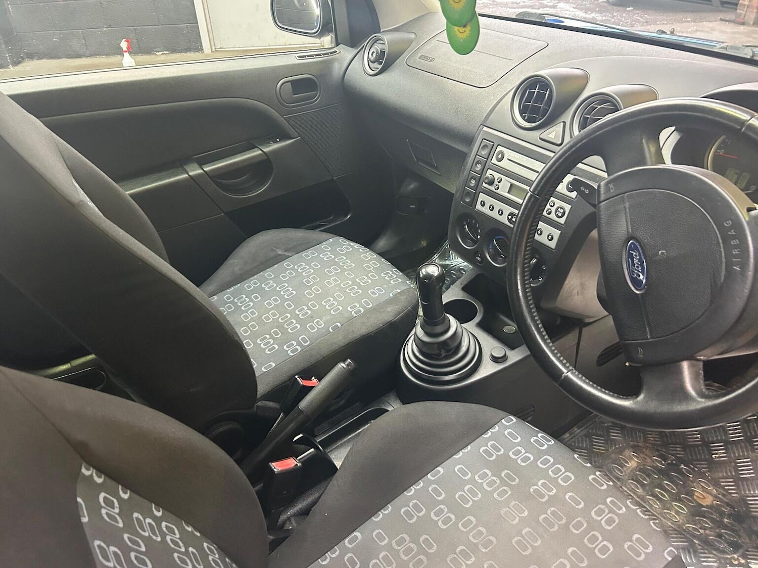 Used Ford Fiesta 2003 for sale - 77140672: Photo 7