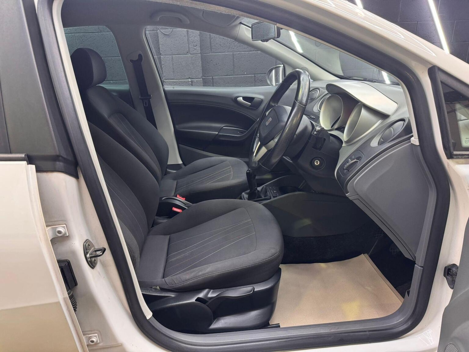 Used SEAT Ibiza 2011 for sale - 76918452: Photo 36