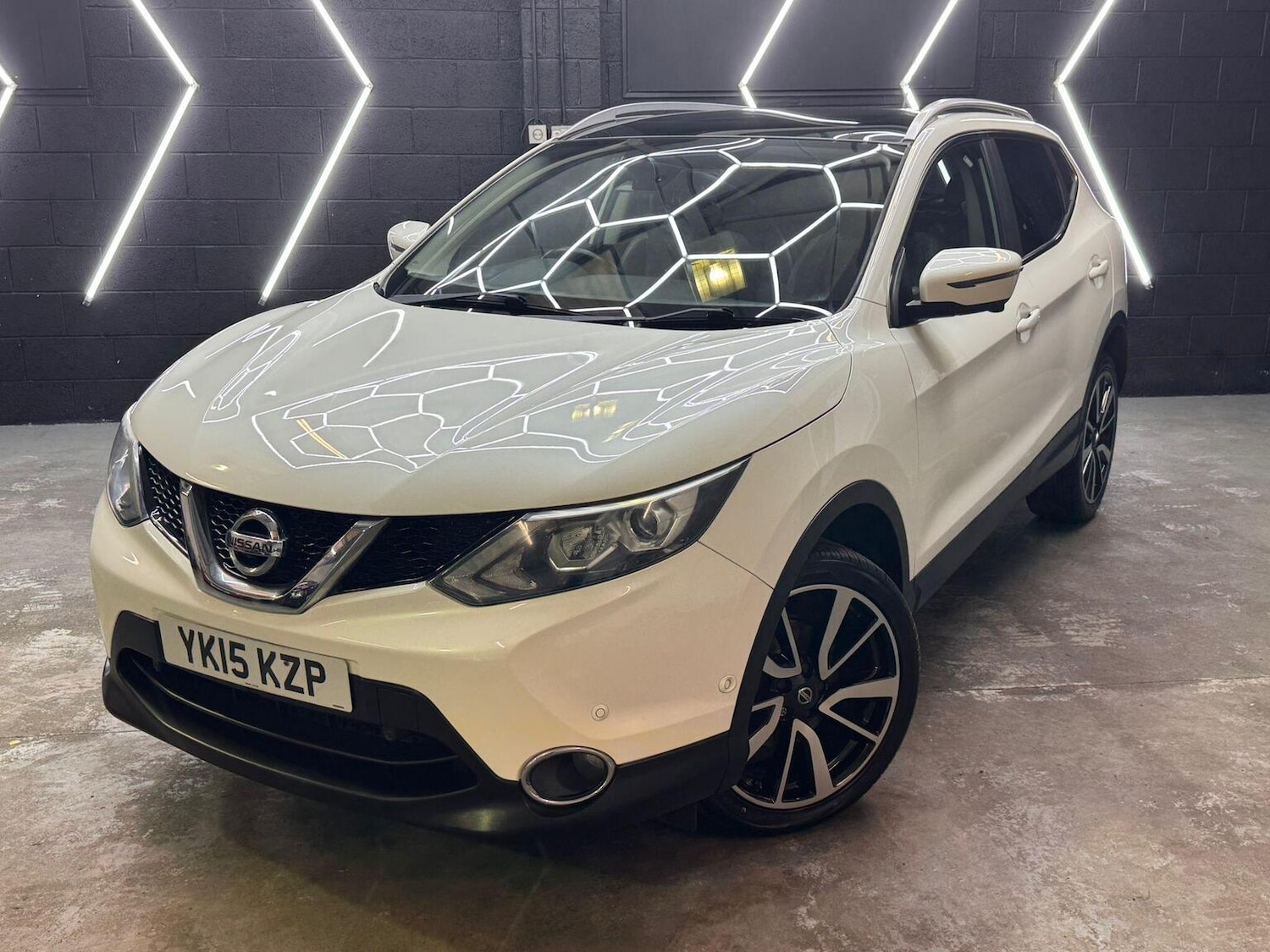 Used Nissan Qashqai 2015 for sale - 76986851: Photo 15