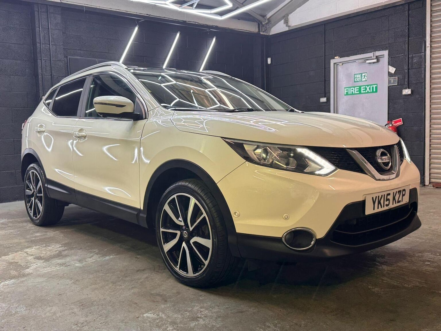 Used Nissan Qashqai 2015 for sale - 76986851: Photo 23