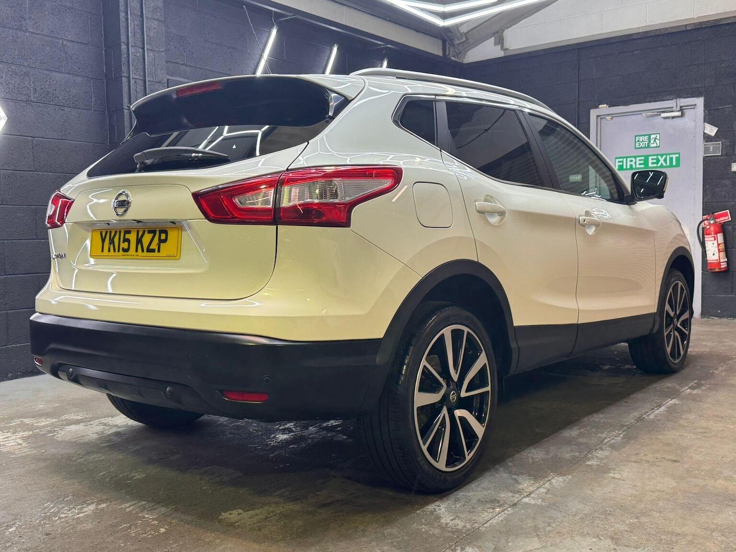 Used Nissan Qashqai 2015 for sale - 76986851: Photo 25