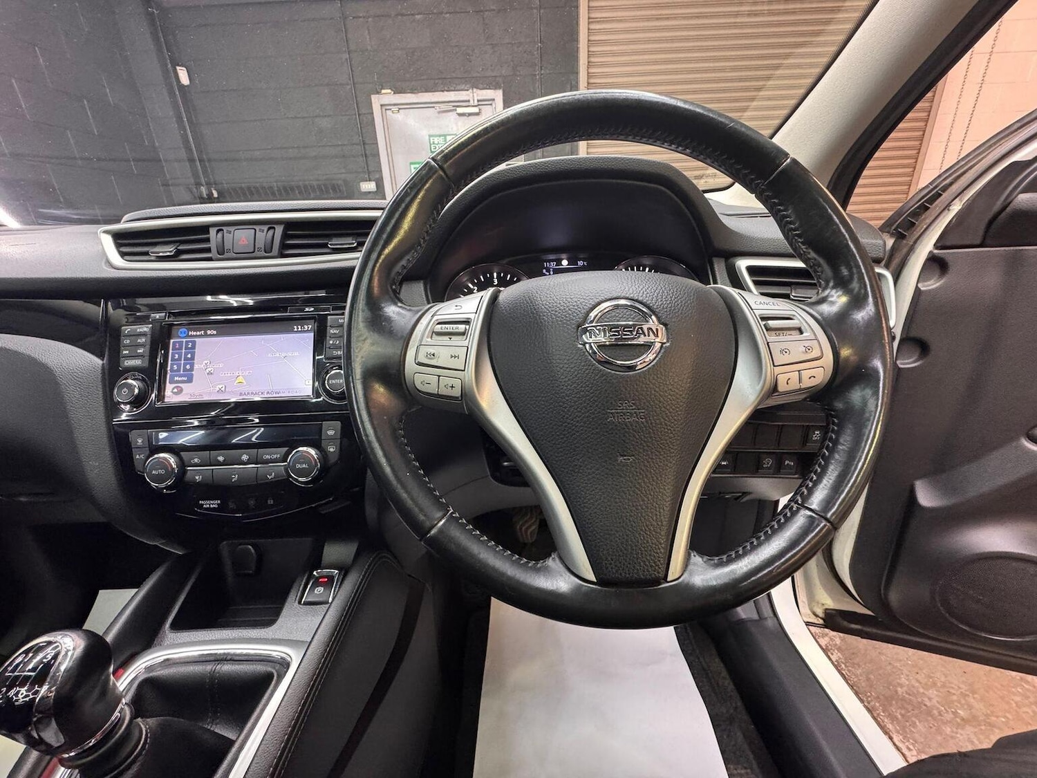 Used Nissan Qashqai 2015 for sale - 76986851: Photo 33