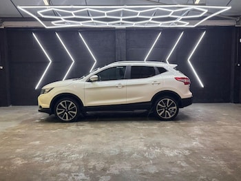 Used Nissan Qashqai 2015 for sale - 76986851: Photo