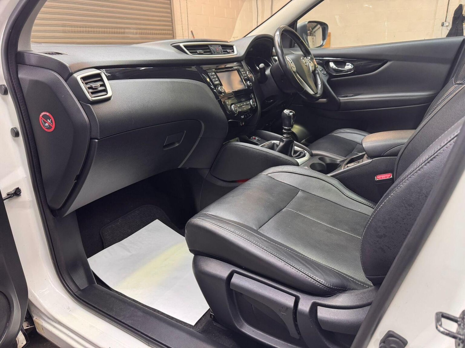 Used Nissan Qashqai 2015 for sale - 76986851: Photo 45