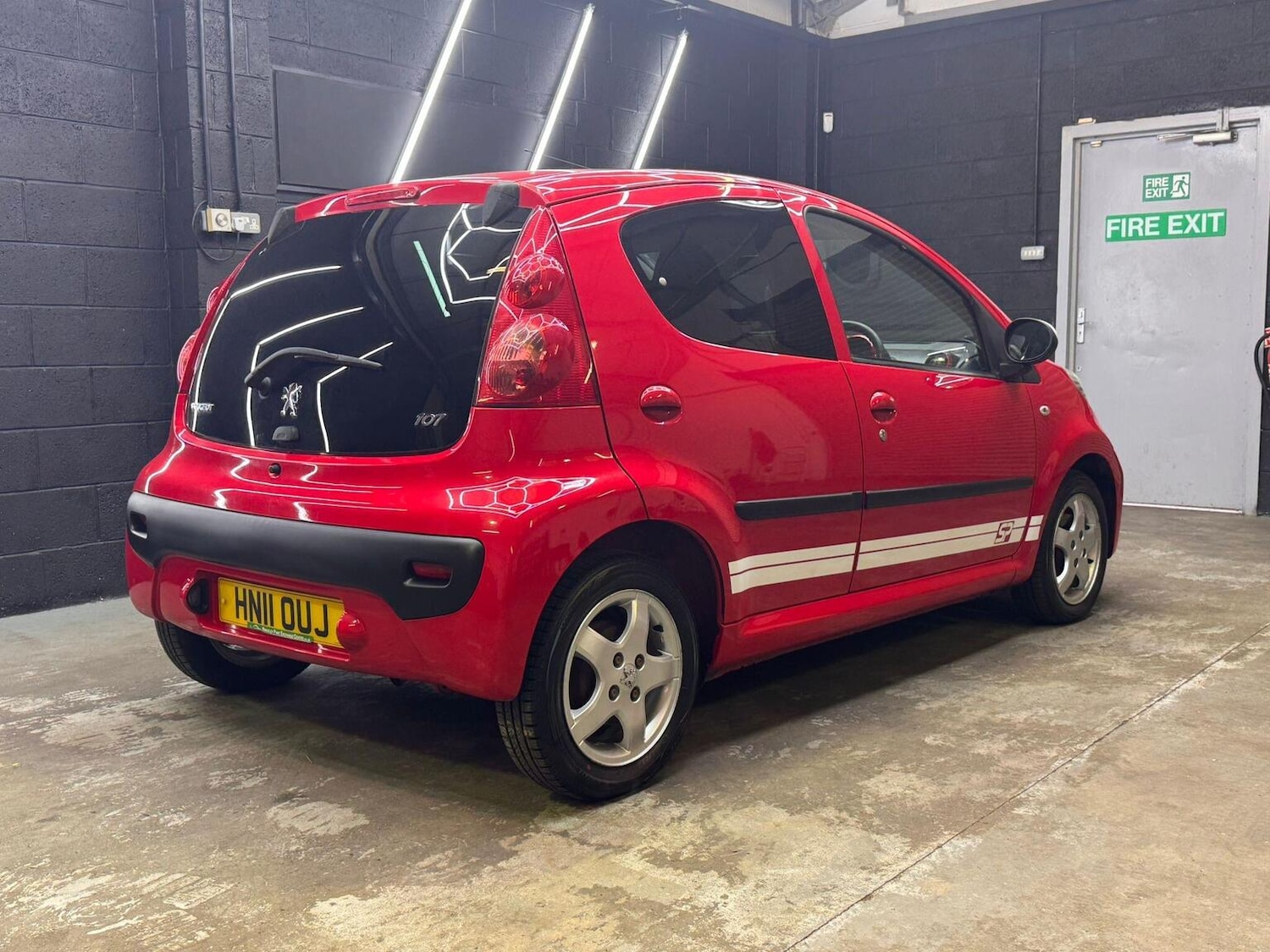 Used Peugeot 107 2011 for sale - 77937792: Photo 14