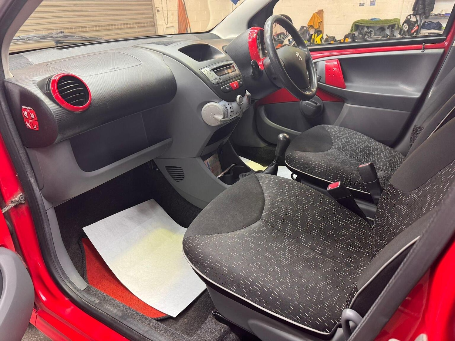 Used Peugeot 107 2011 for sale - 77937792: Photo 27