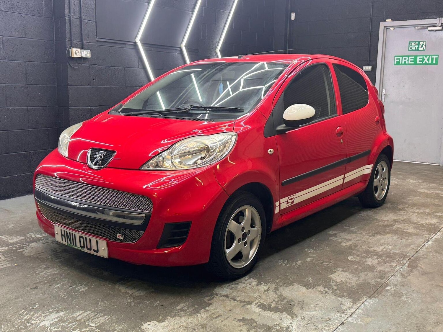 Used Peugeot 107 2011 for sale - 77937792: Photo 4