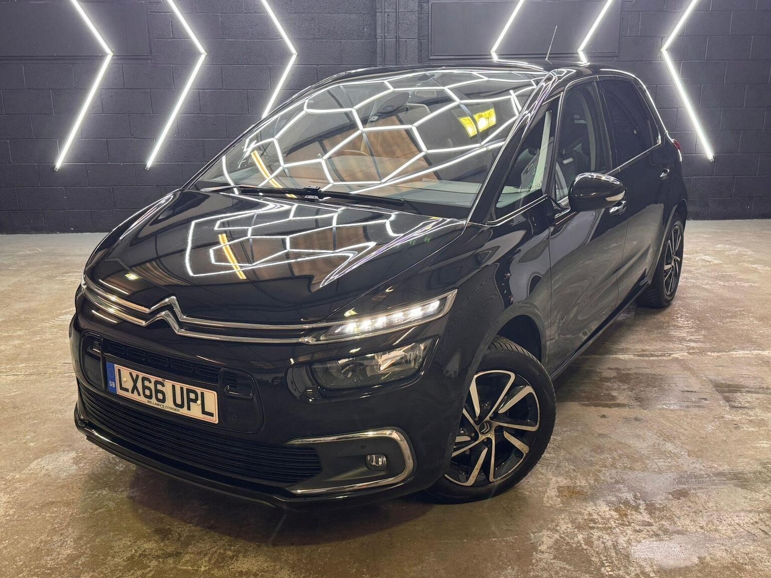 Used Citroen C4 Picasso 2016 for sale - 77289103: Photo 13
