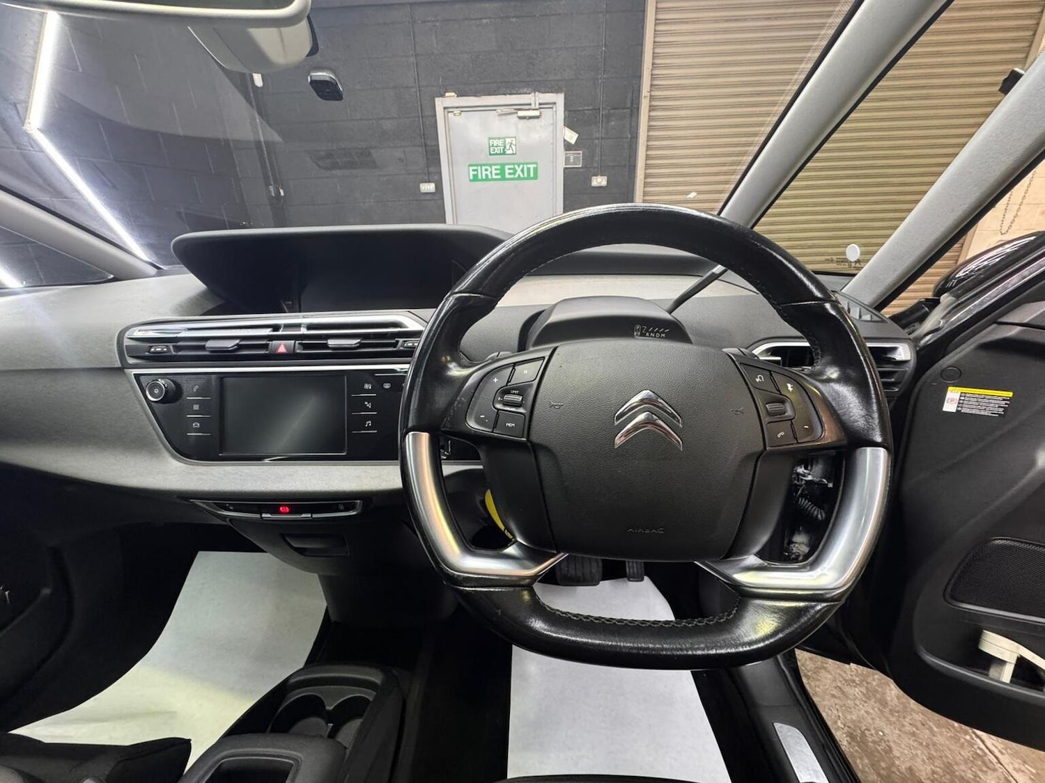 Used Citroen C4 Picasso 2016 for sale - 77289103: Photo 38