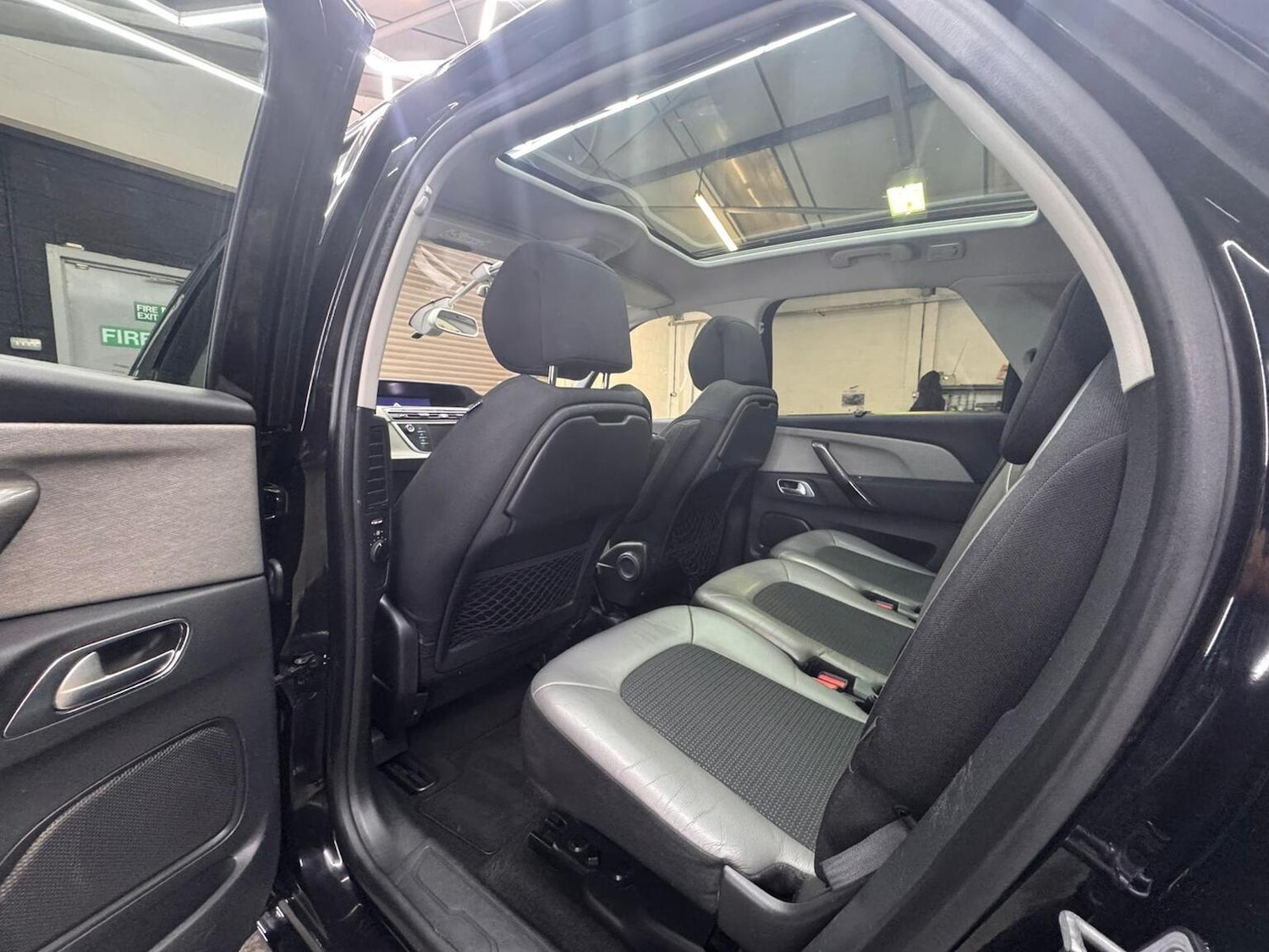 Used Citroen C4 Picasso 2016 for sale - 77289103: Photo 48