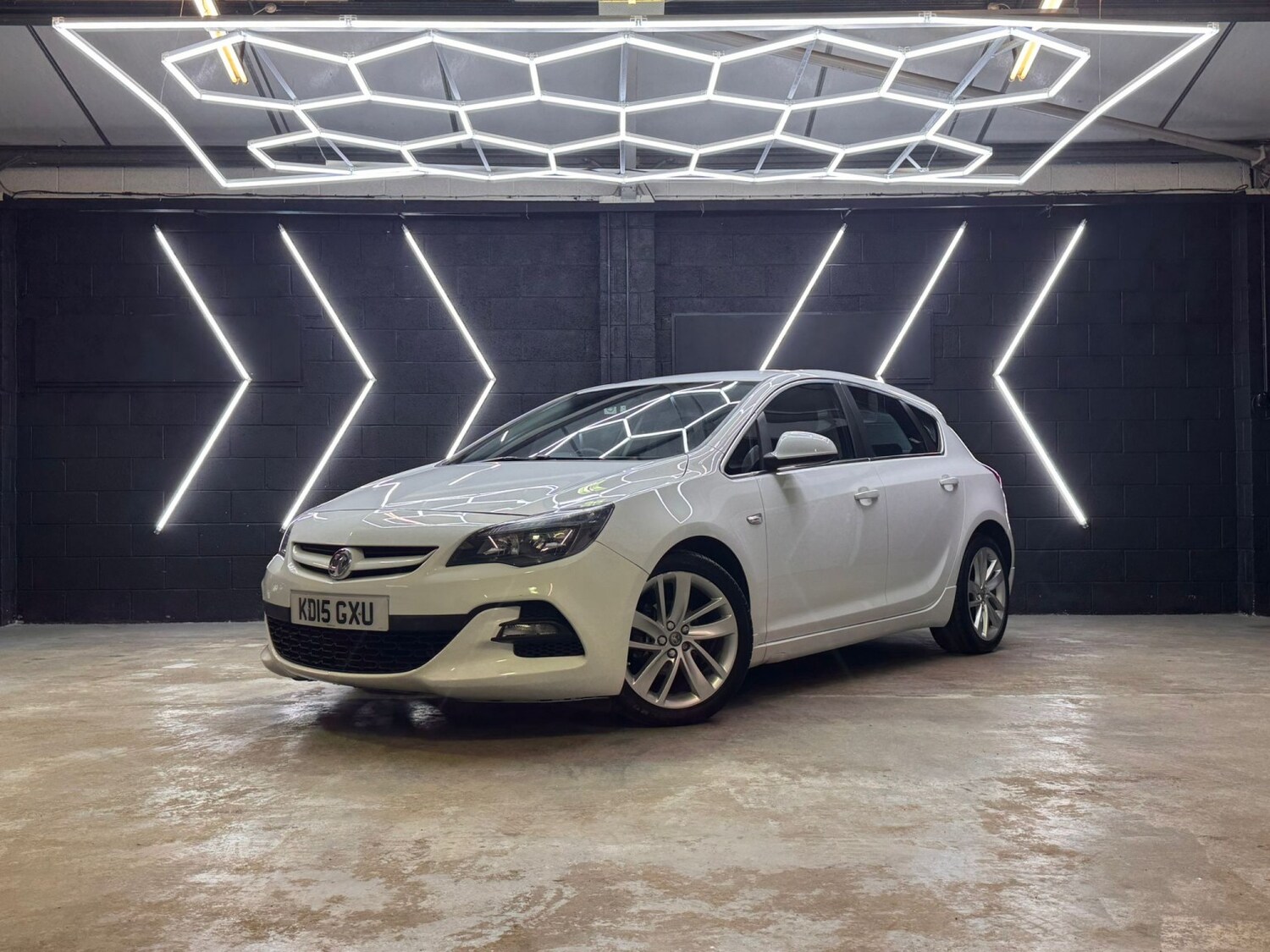 Used Vauxhall Astra 2015 for sale - 77681806: Photo 12