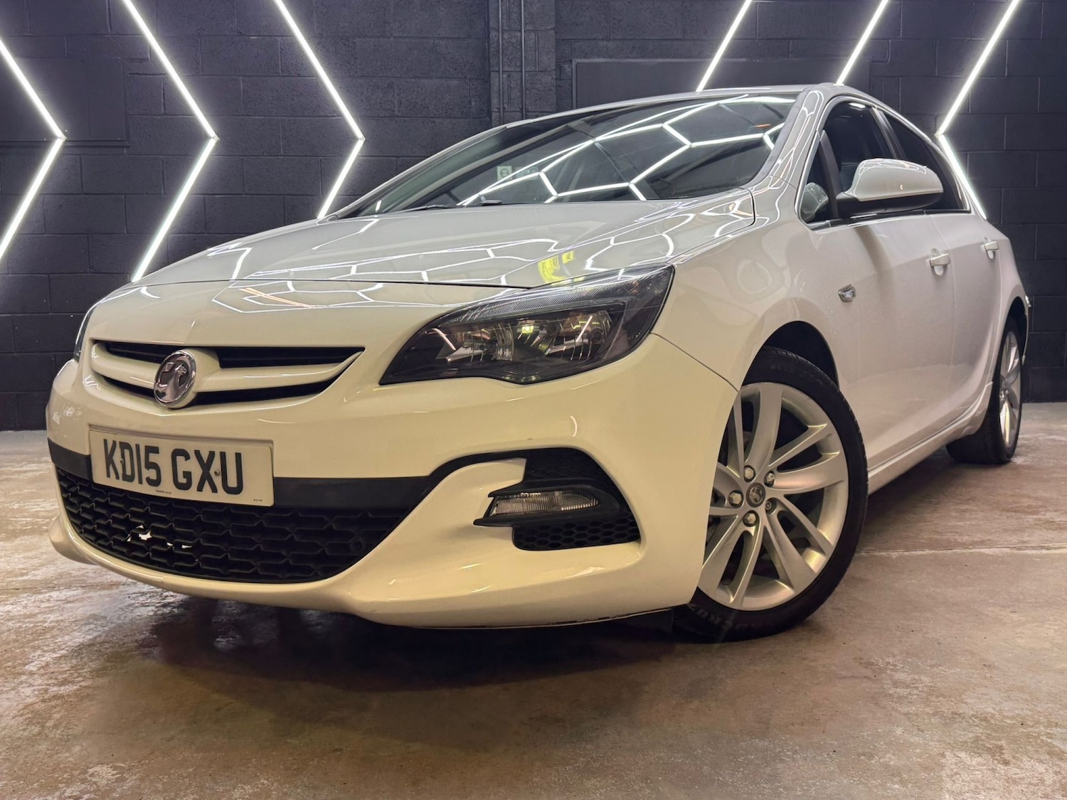 Used Vauxhall Astra 2015 for sale - 77681806: Photo 14