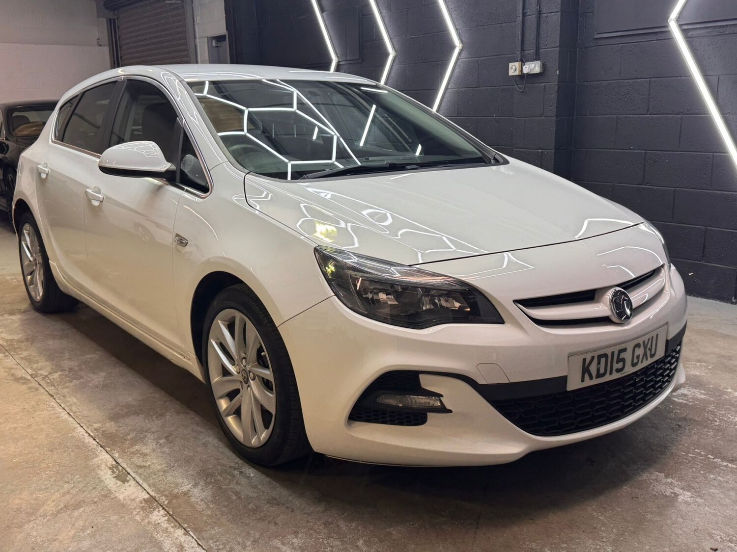 Used Vauxhall Astra 2015 for sale - 77681806: Photo 31