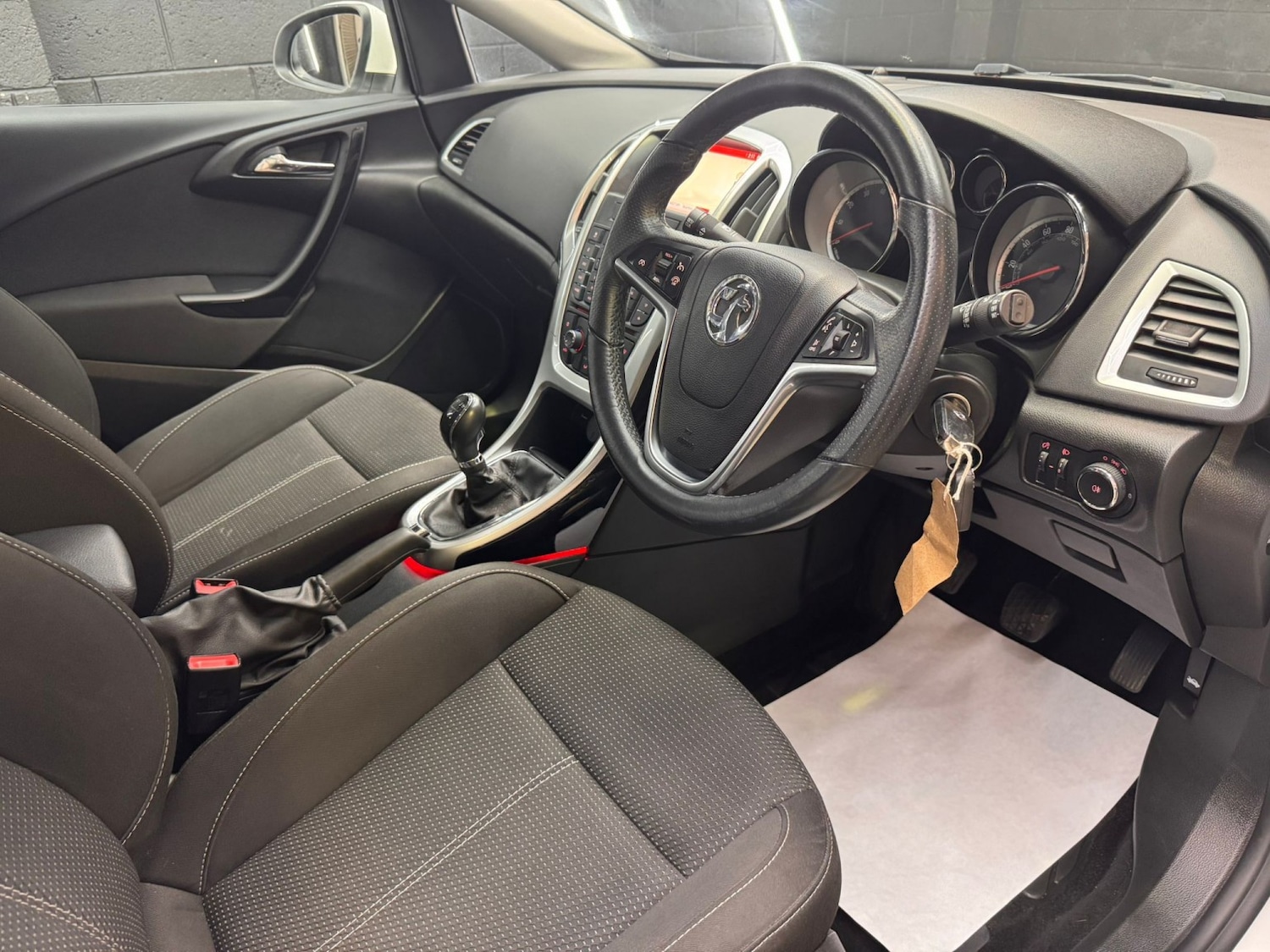 Used Vauxhall Astra 2015 for sale - 77681806: Photo 35