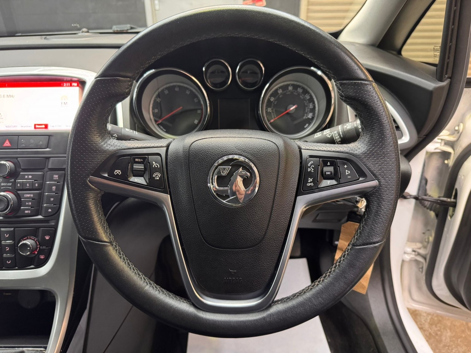 Used Vauxhall Astra 2015 for sale - 77681806: Photo 38