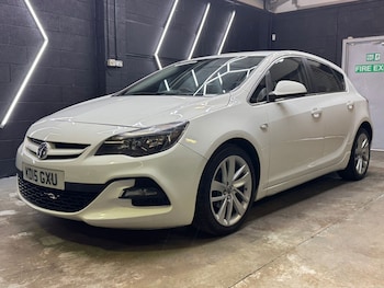 Used Vauxhall Astra 2015 for sale - 77681806: Photo