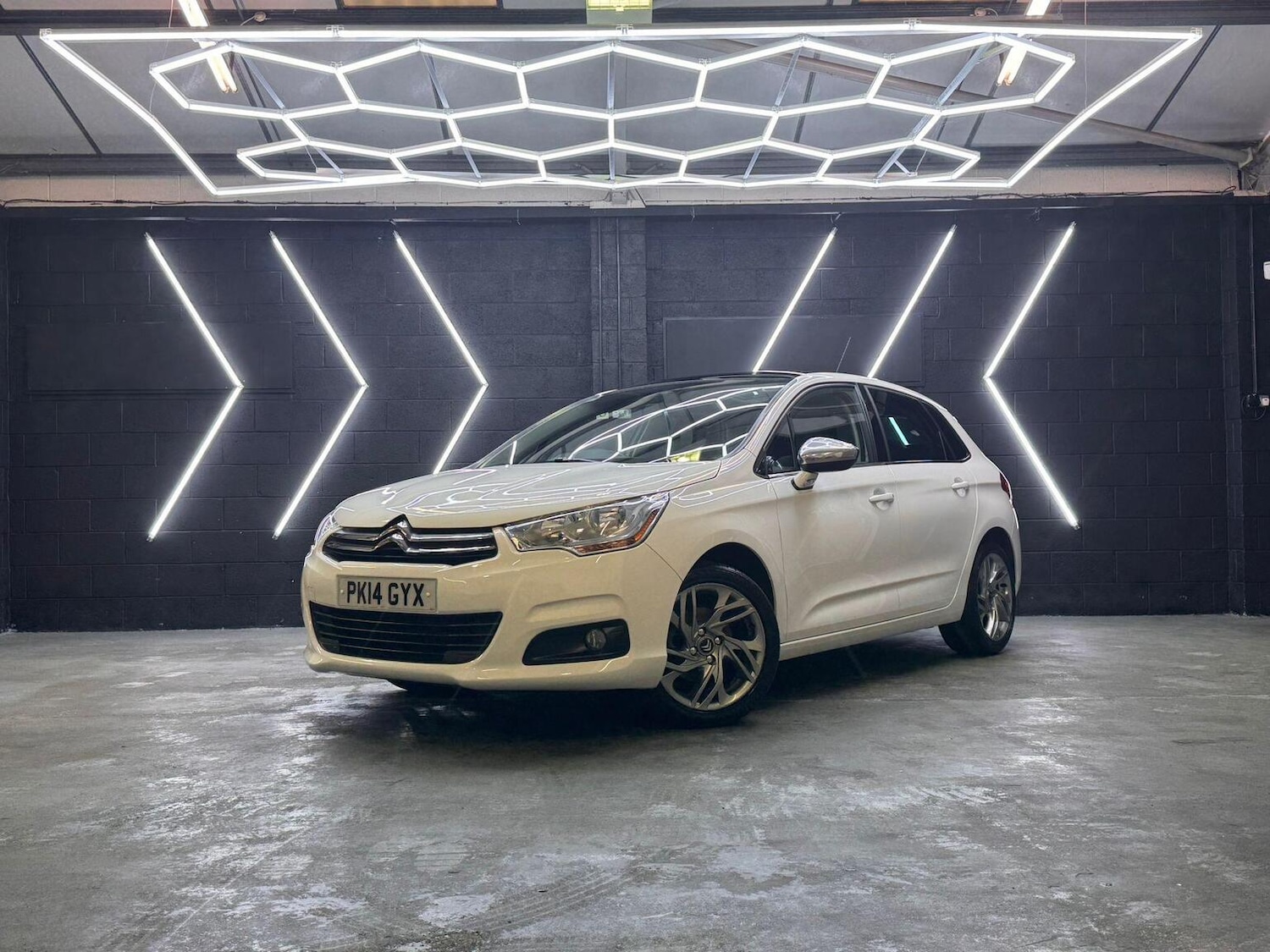 Used Citroen C4 2014 for sale - 76725557: Photo 20