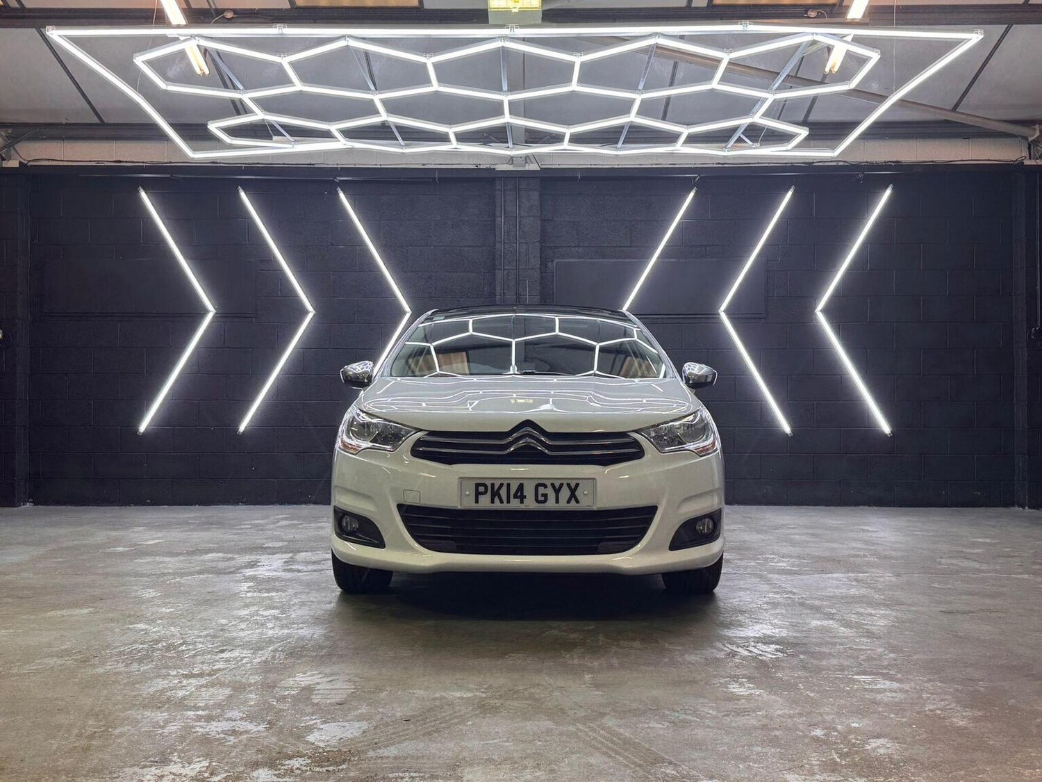 Used Citroen C4 2014 for sale - 76725557: Photo 24