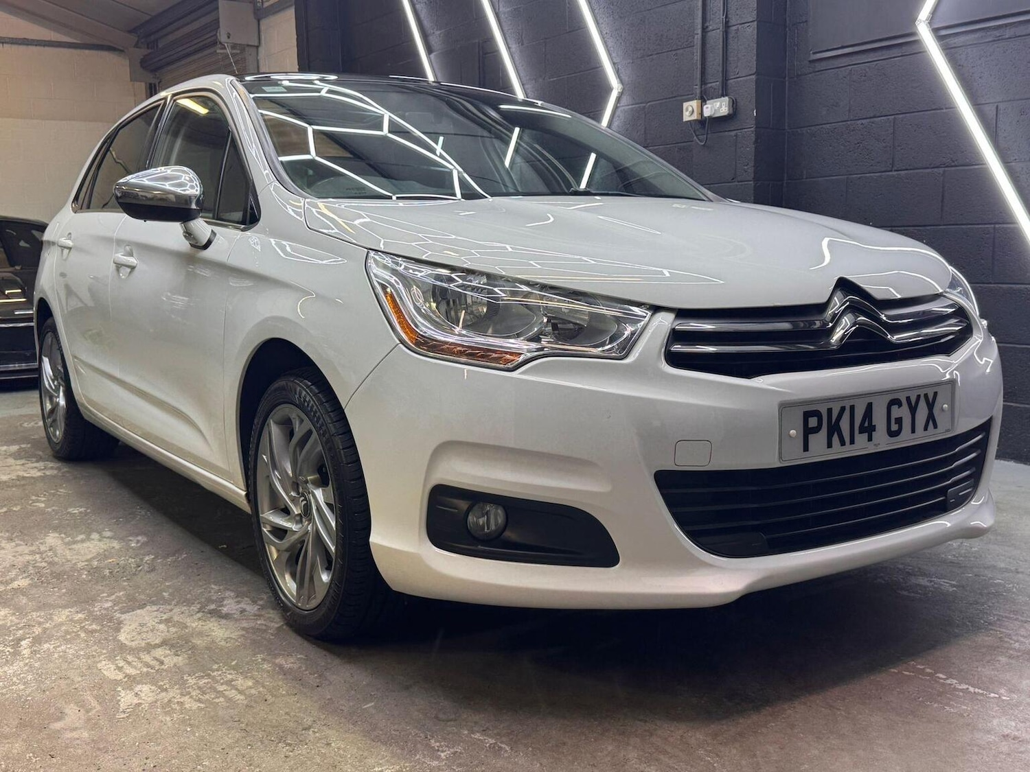 Used Citroen C4 2014 for sale - 76725557: Photo 29