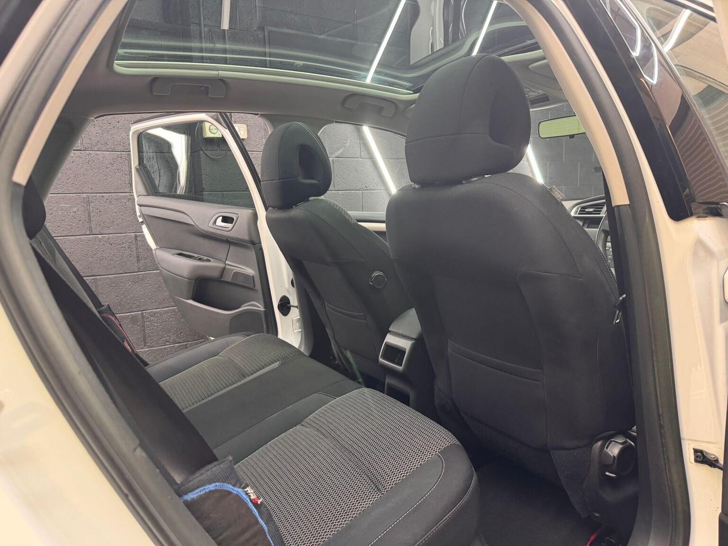 Used Citroen C4 2014 for sale - 76725557: Photo 44