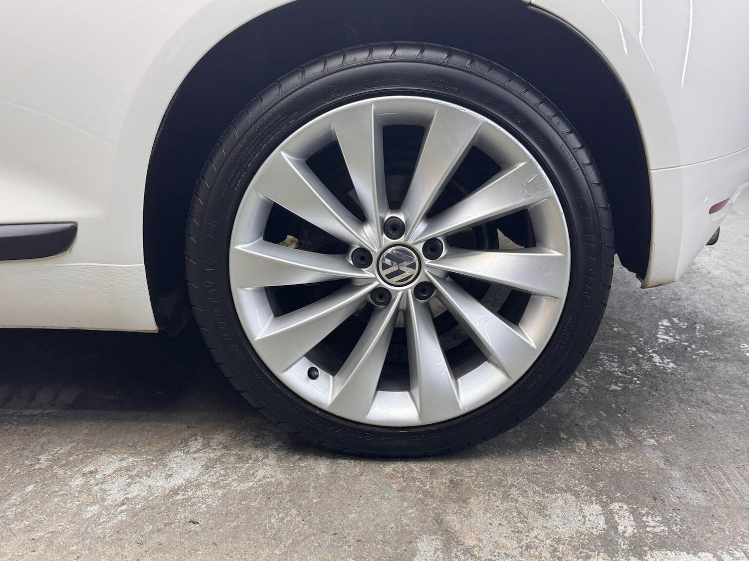 Used Volkswagen Scirocco 2012 for sale - 76725666: Photo 48