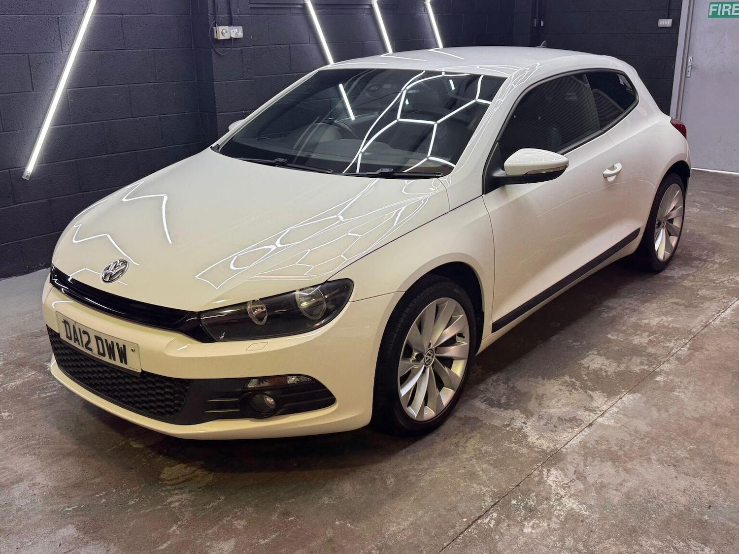 Used Volkswagen Scirocco 2012 for sale - 76725666: Photo 5