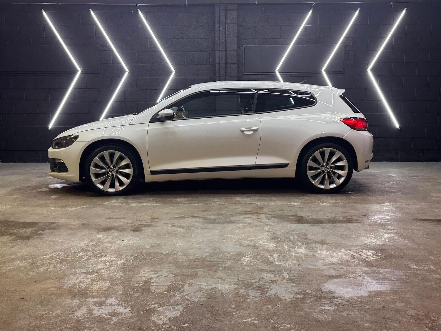 Used Volkswagen Scirocco 2012 for sale - 76725666: Photo 7