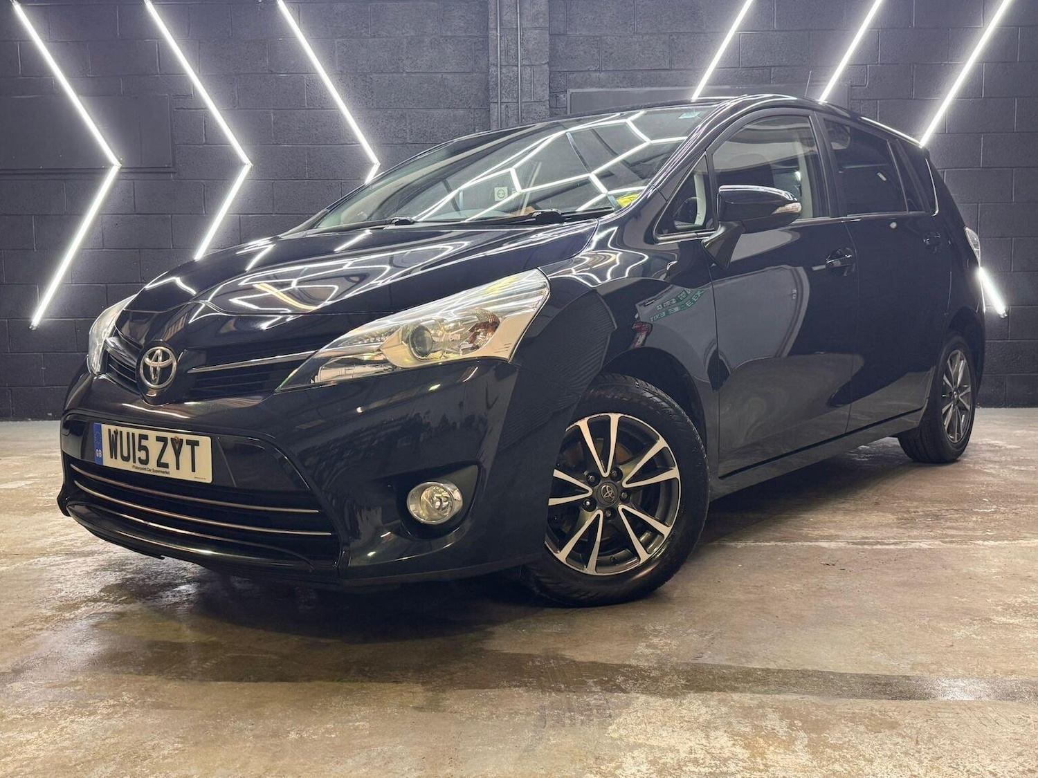 Used Toyota Verso 2015 for sale - 77303563: Photo 12