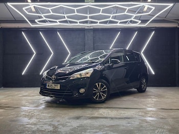 Used Toyota Verso 2015 for sale - 77303563: Photo