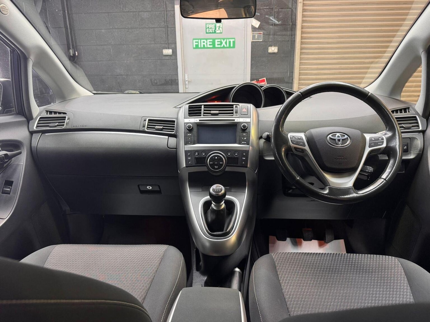 Used Toyota Verso 2015 for sale - 77303563: Photo 36