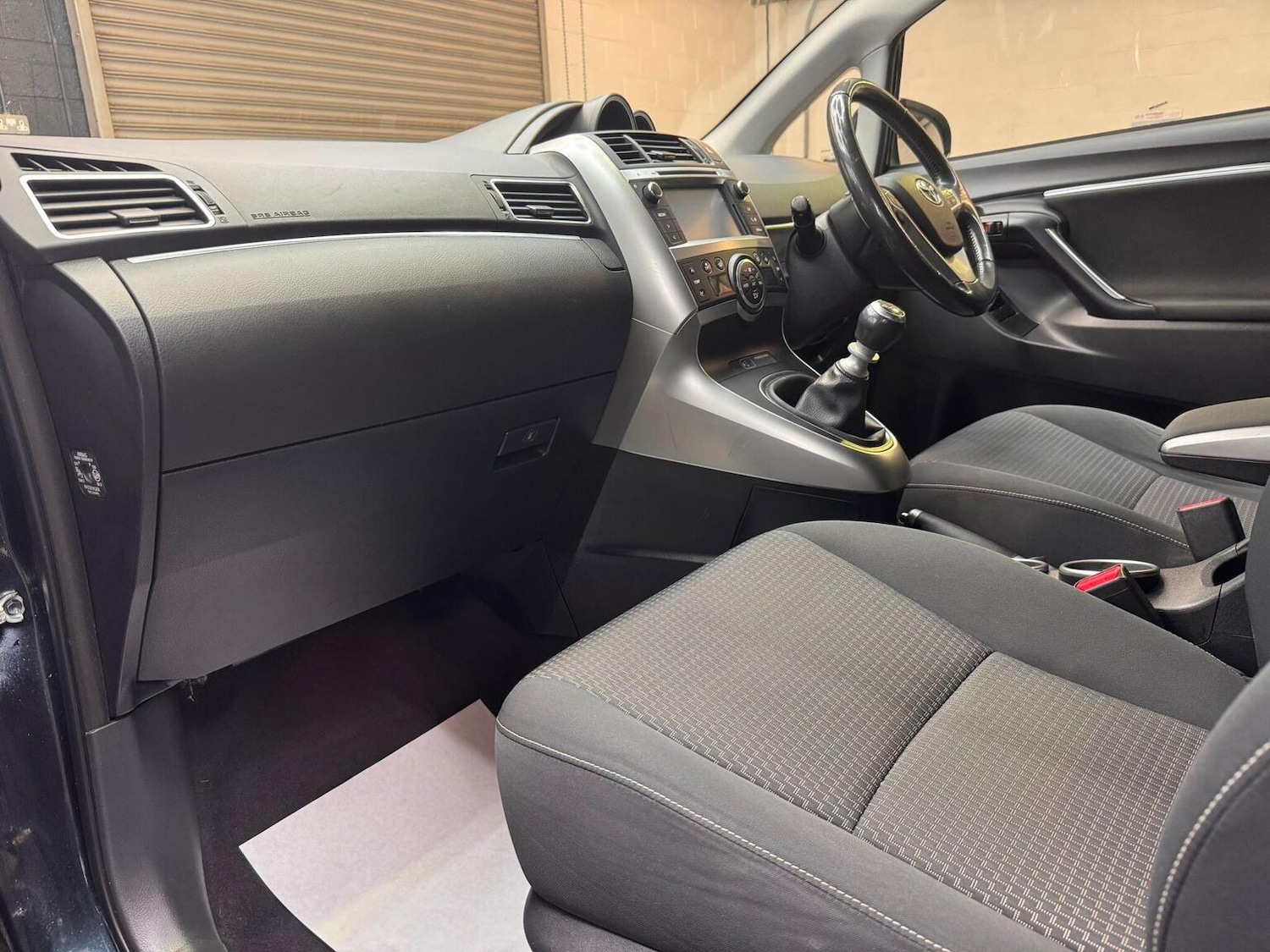 Used Toyota Verso 2015 for sale - 77303563: Photo 46