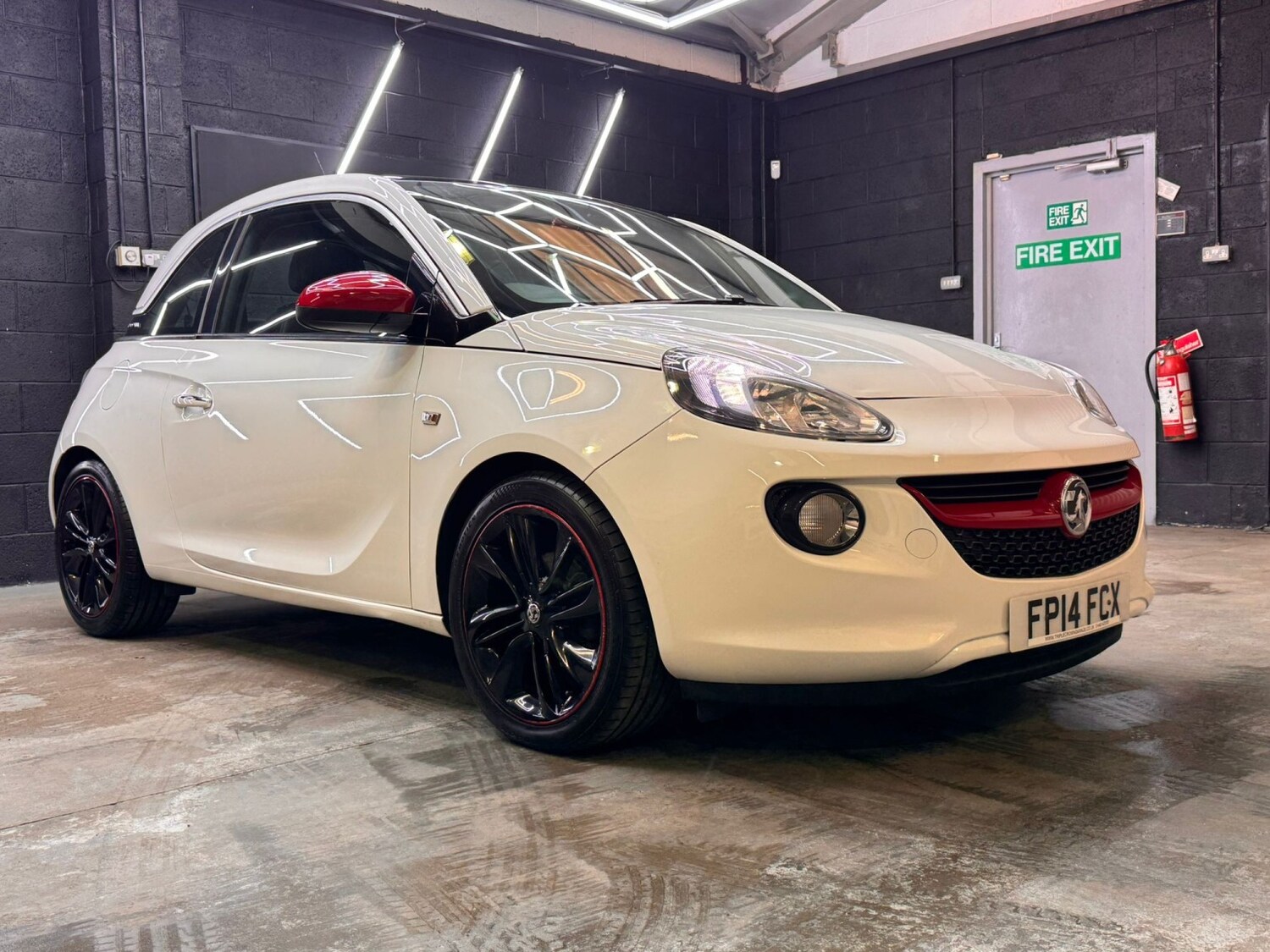 Used Vauxhall ADAM 2014 for sale - 78213509: Photo 16