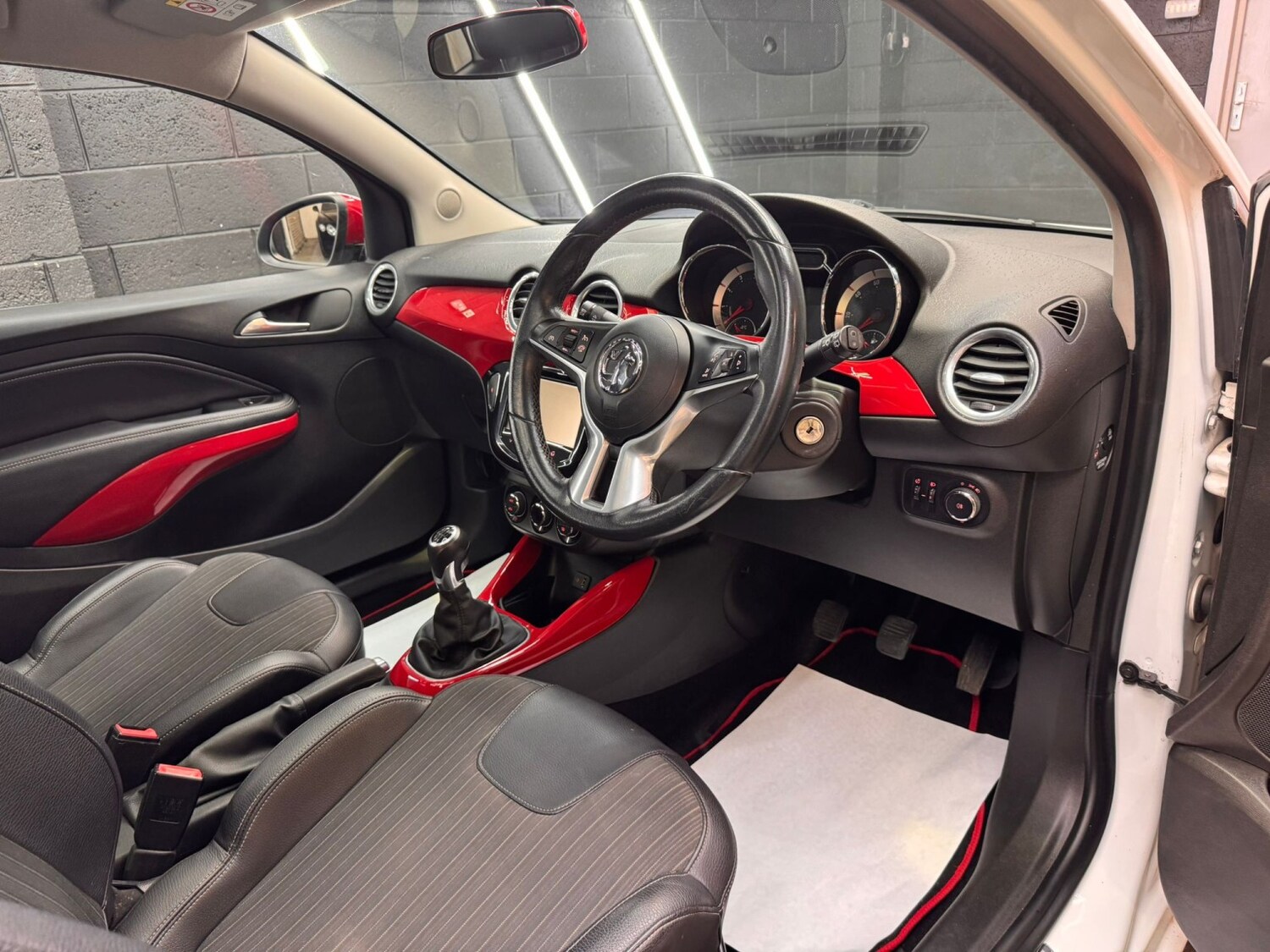 Used Vauxhall ADAM 2014 for sale - 78213509: Photo 28