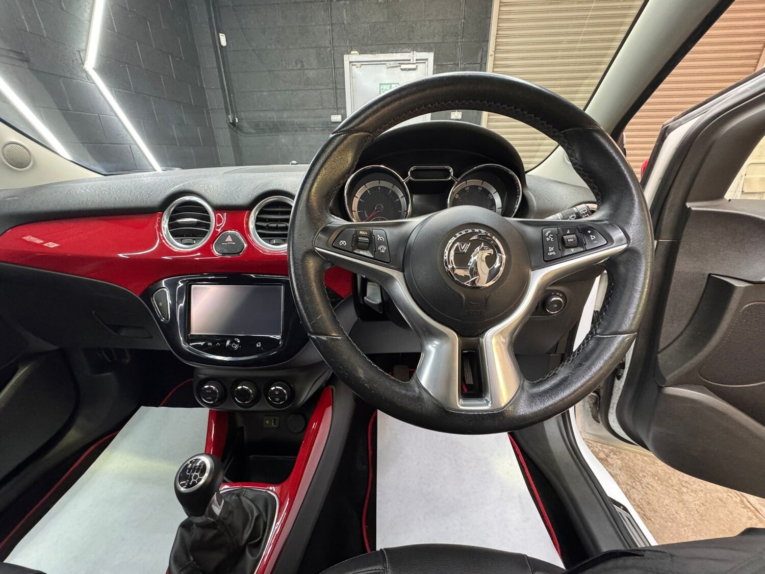 Used Vauxhall ADAM 2014 for sale - 78213509: Photo 32