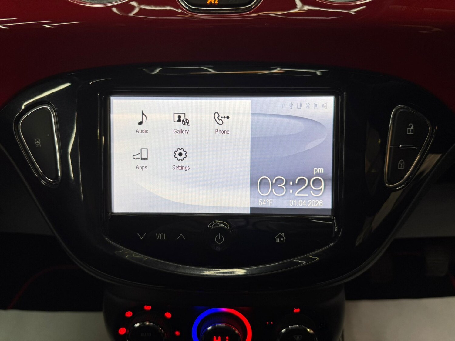 Used Vauxhall ADAM 2014 for sale - 78213509: Photo 38