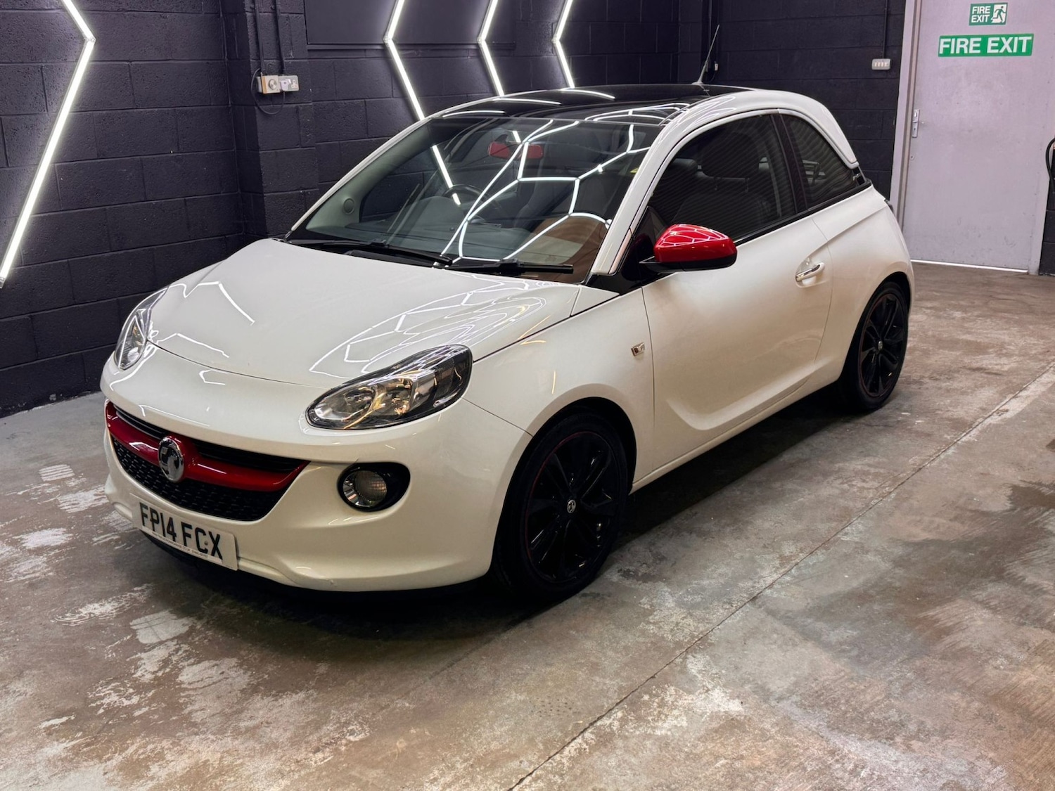 Used Vauxhall ADAM 2014 for sale - 78213509: Photo 5