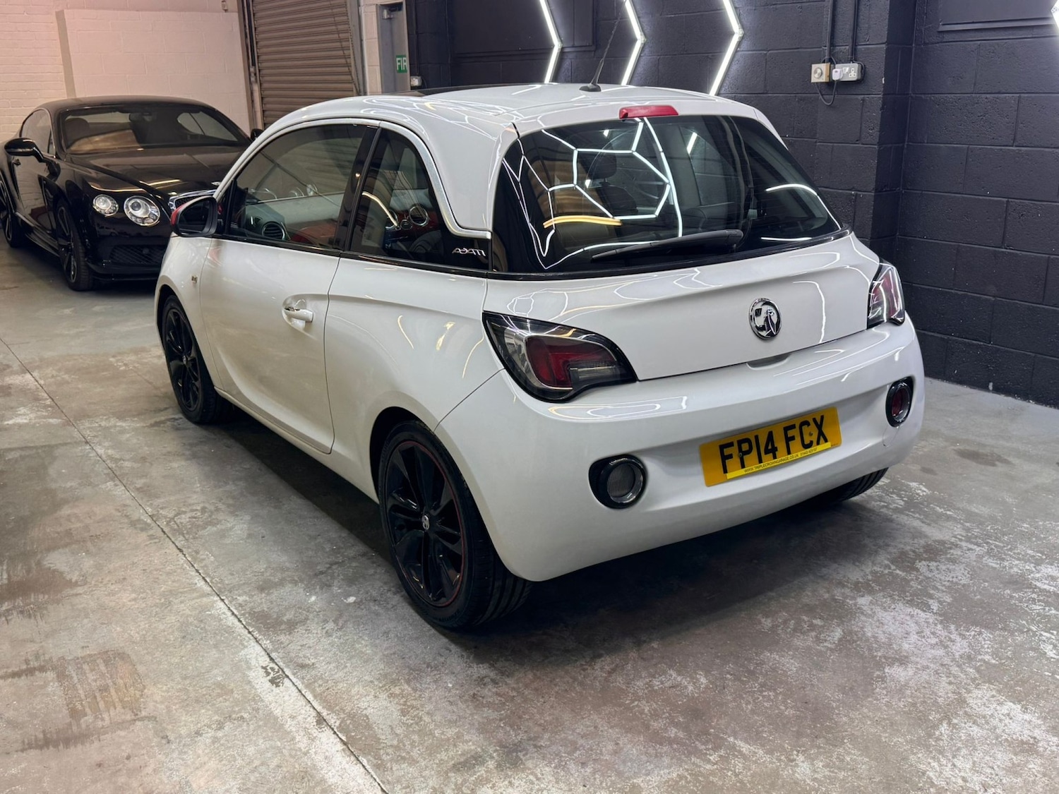 Used Vauxhall ADAM 2014 for sale - 78213509: Photo 9