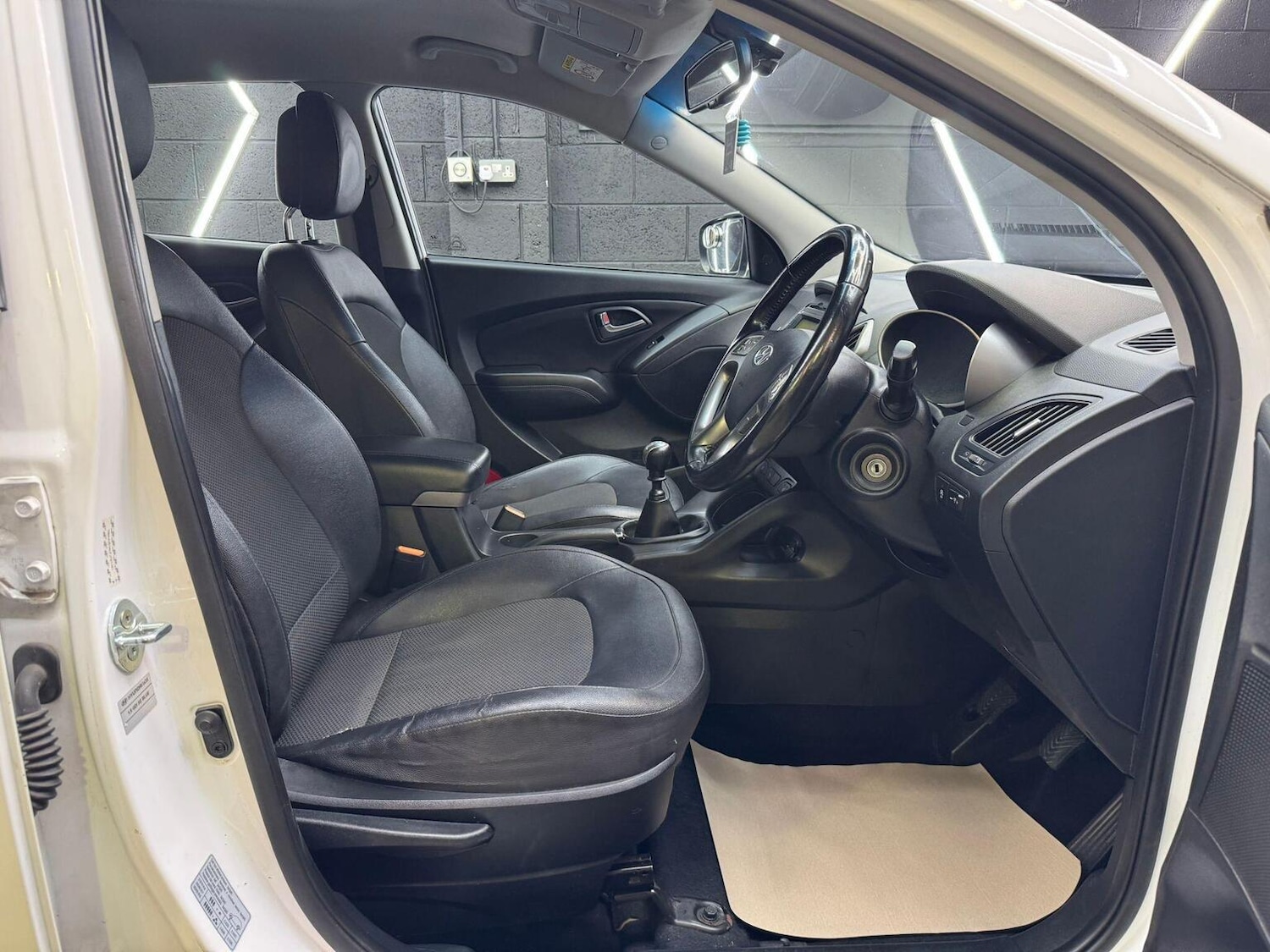 Used Hyundai Ix35 2015 for sale - 76725626: Photo 32