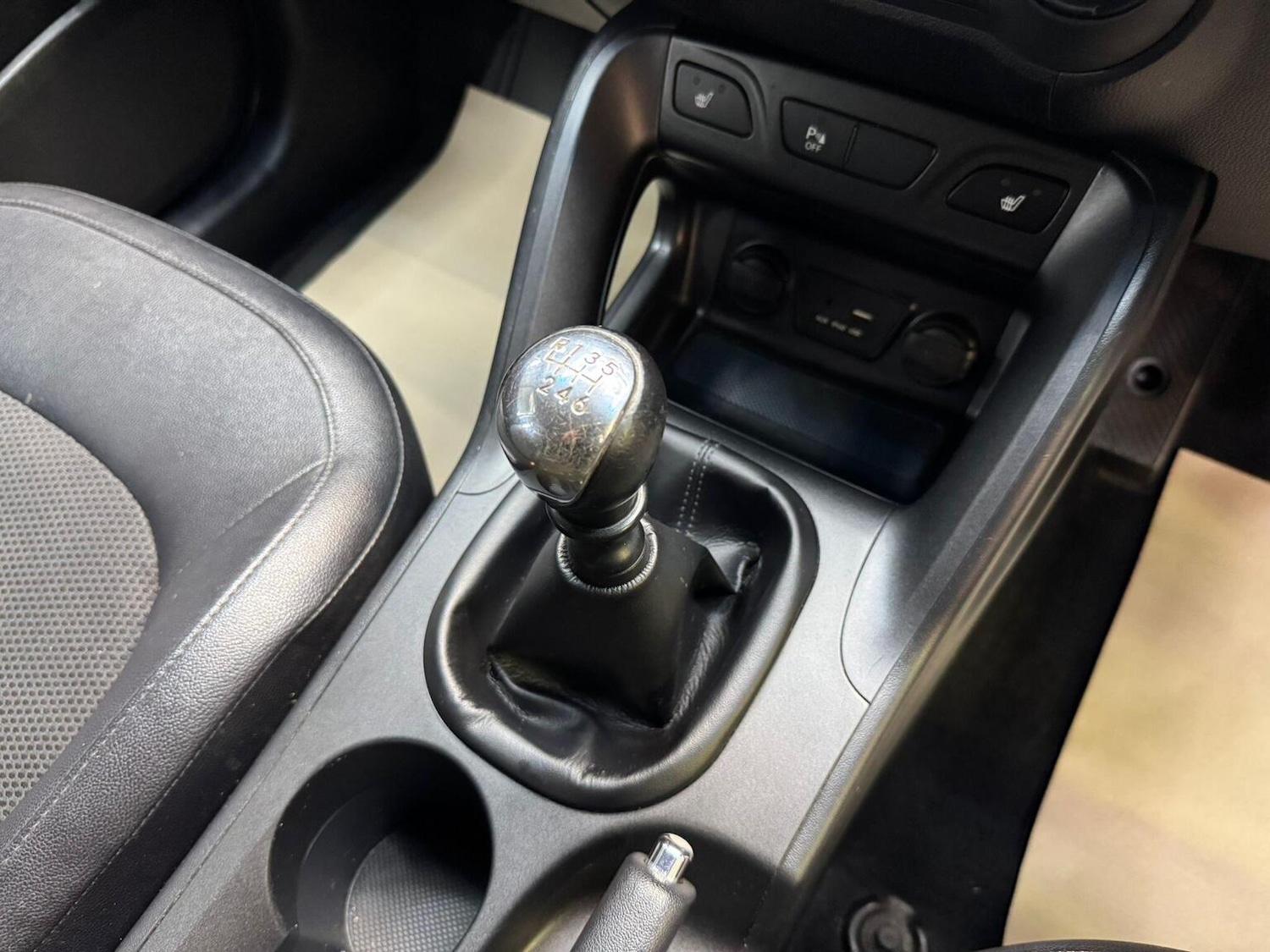 Used Hyundai Ix35 2015 for sale - 76725626: Photo 40