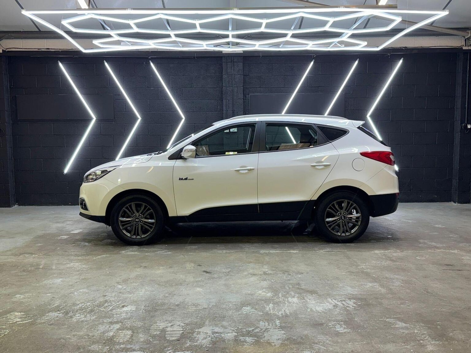 Used Hyundai Ix35 2015 for sale - 76725626: Photo 6