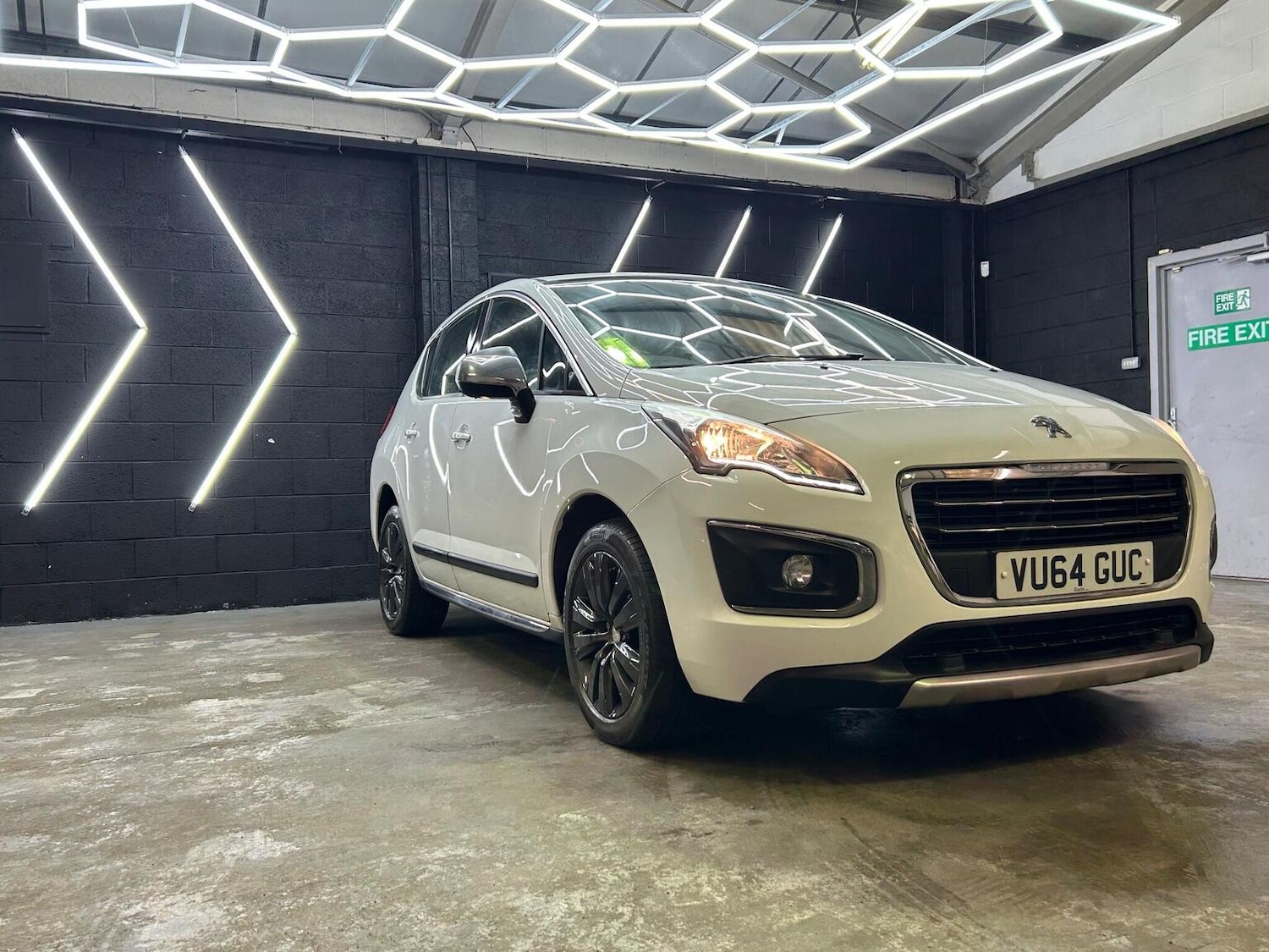 Used Peugeot 3008 2014 for sale - 76974400: Photo 11