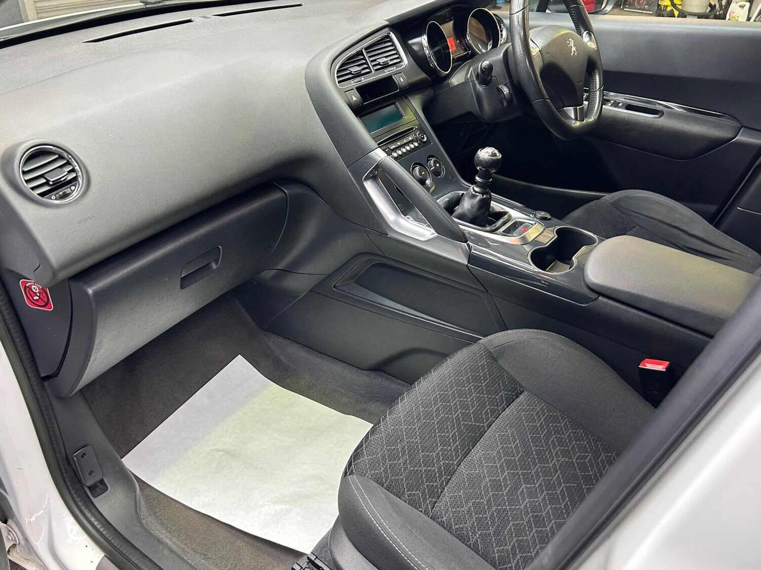 Used Peugeot 3008 2014 for sale - 76974400: Photo 28