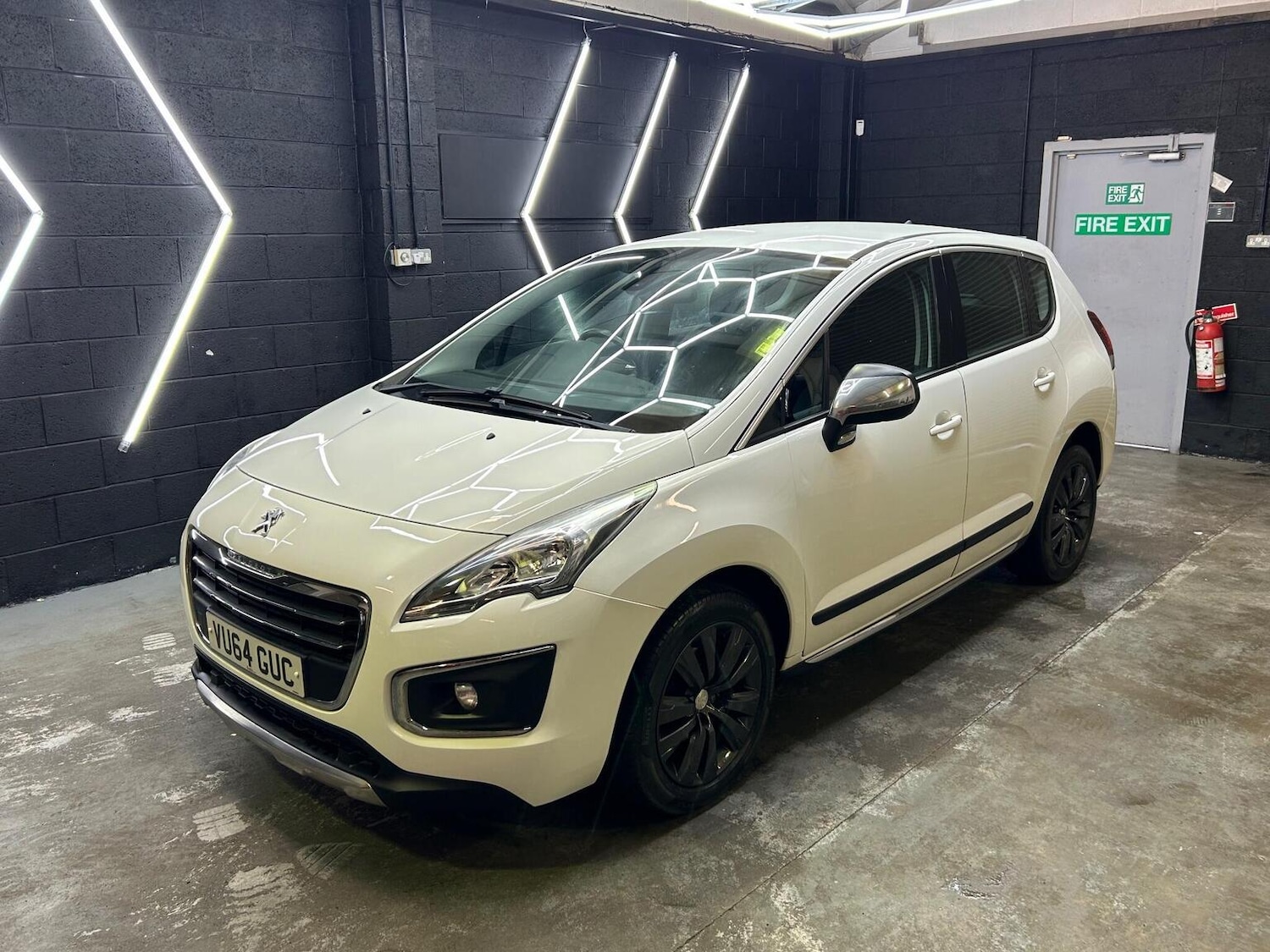 Used Peugeot 3008 2014 for sale - 76974400: Photo 5