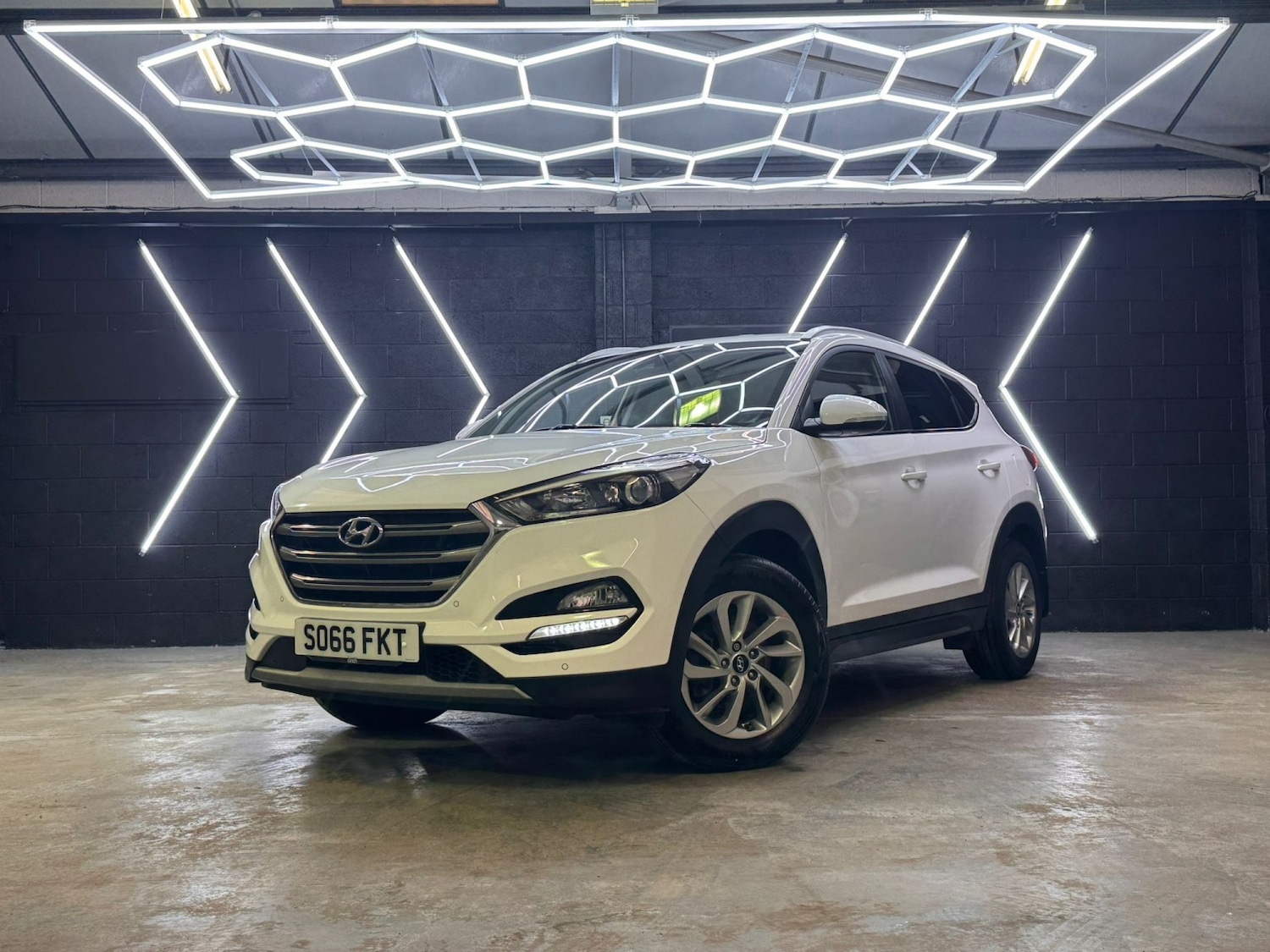 Used Hyundai TUCSON 2017 for sale - 77997248: Photo 11