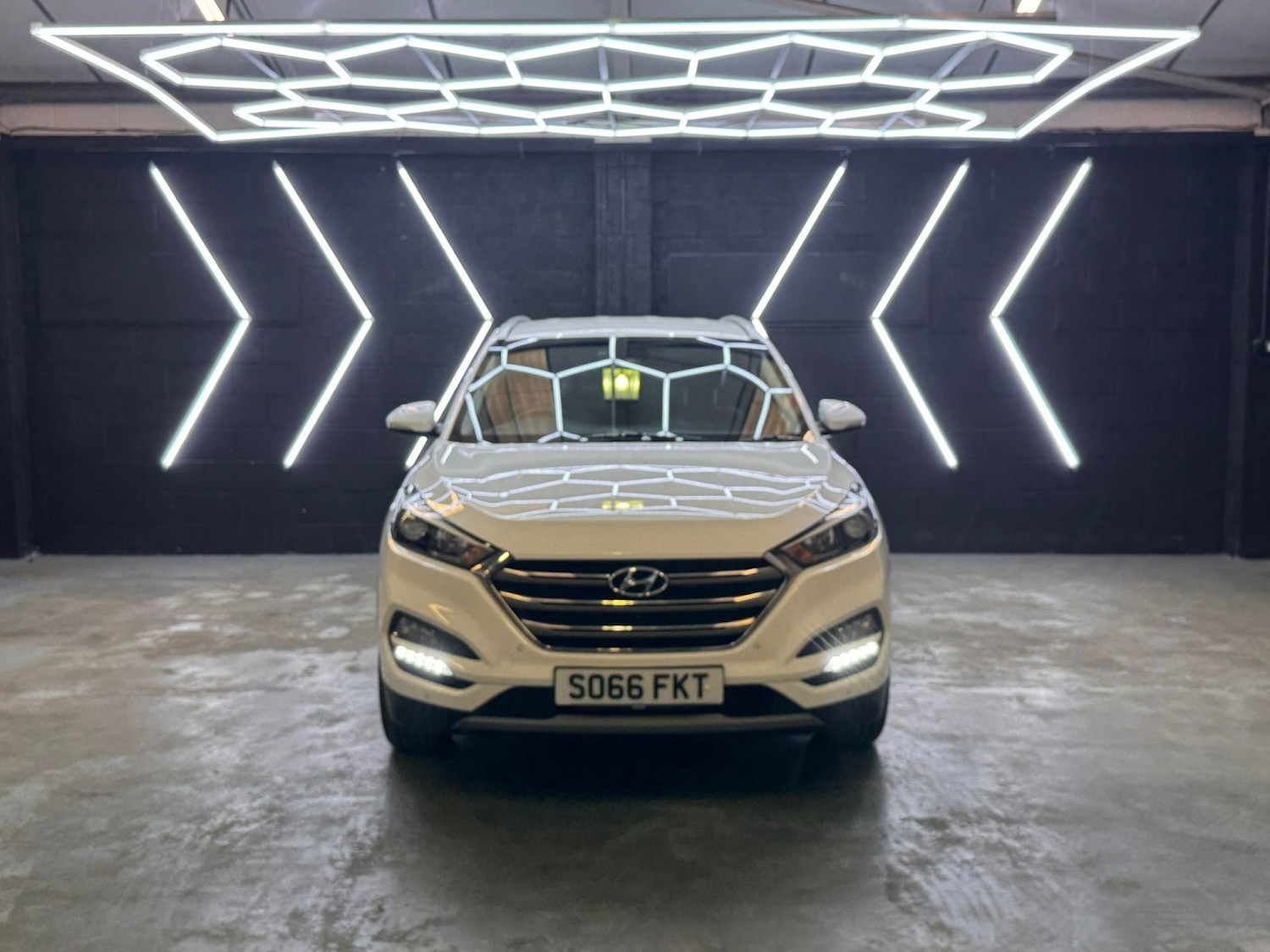 Used Hyundai TUCSON 2017 for sale - 77997248: Photo 16