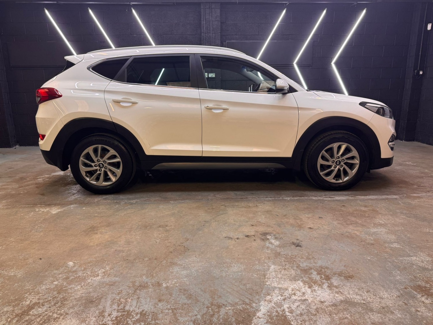 Used Hyundai TUCSON 2017 for sale - 77997248: Photo 29